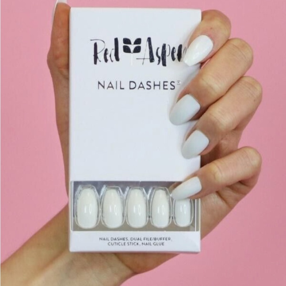 PARTIAL (12 nails) Red Aspen nail dashes- Nina on Cloud 9
